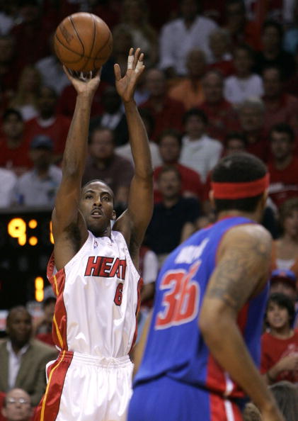 和管理层保 和管理层保