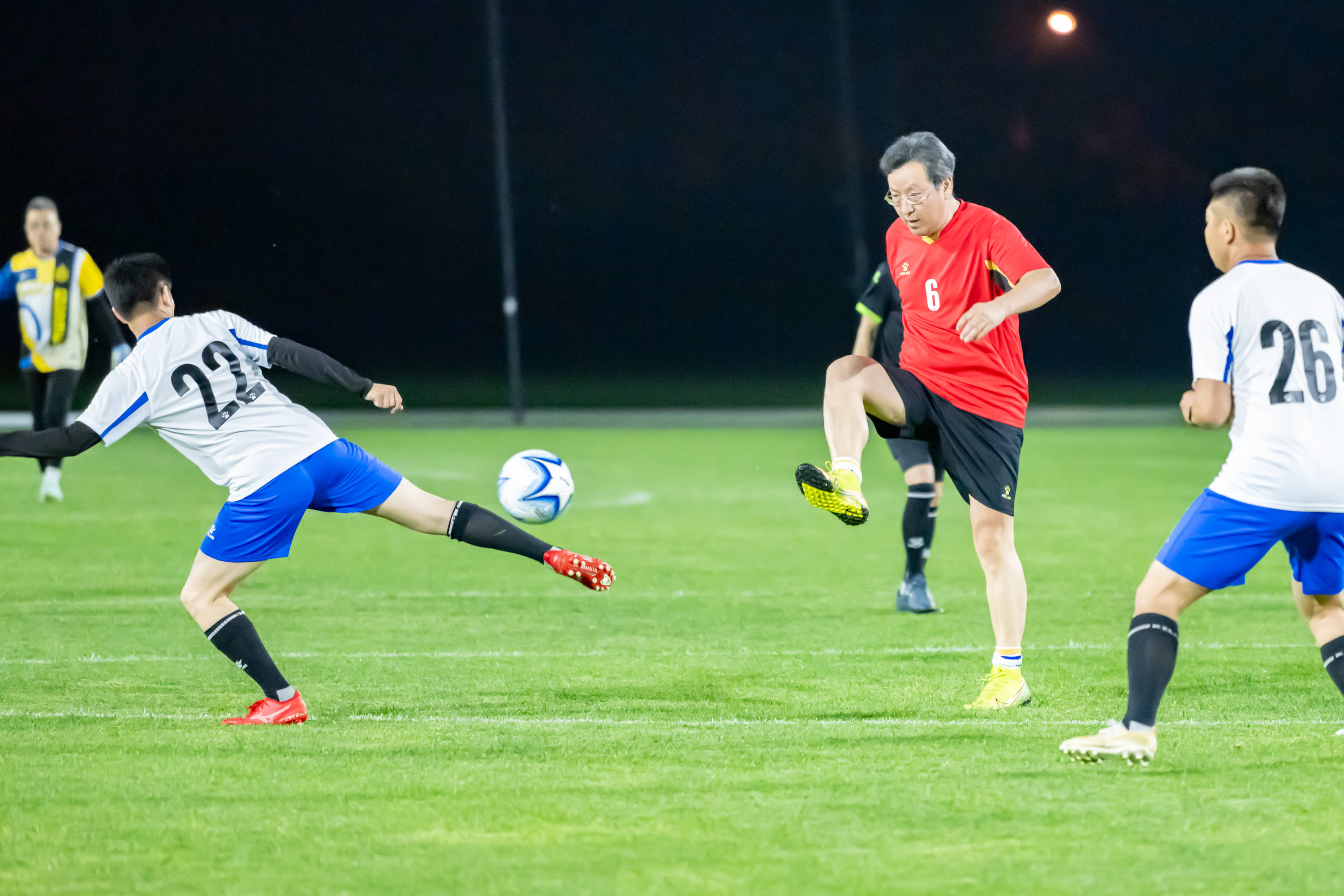 据反馈闭环 据反馈闭环